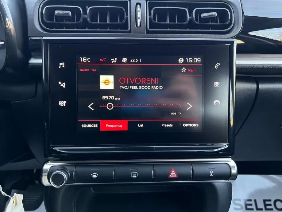 citroën c3 1,2 - 2019 - servis - reg 1 god - garancija!! - slika 13