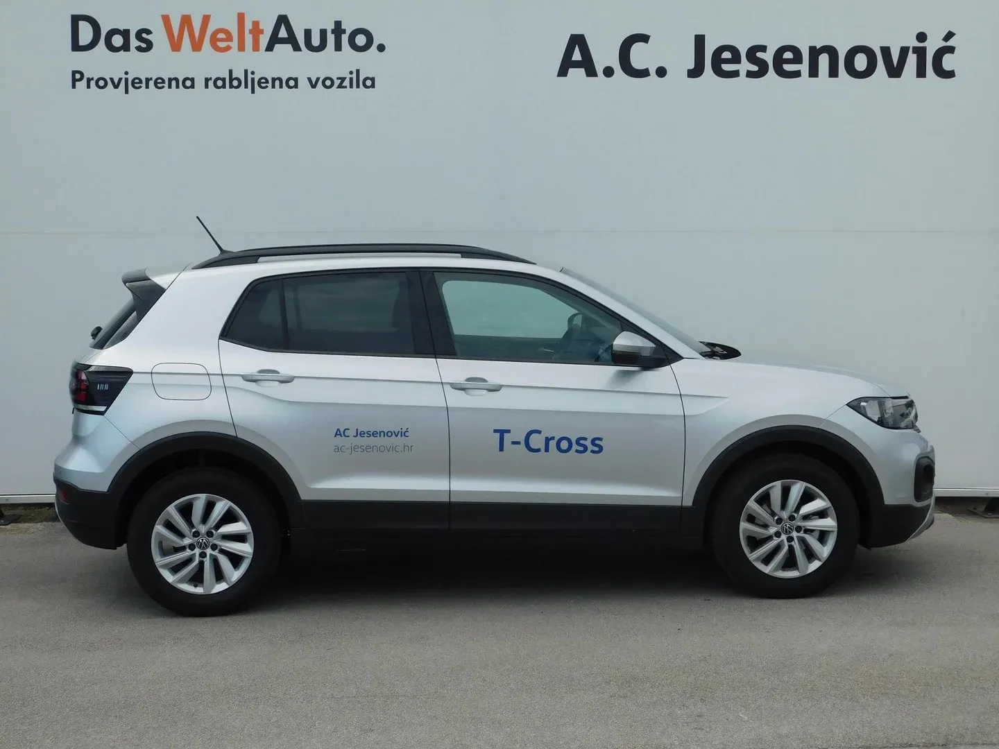 10995 volkswagen t-cross 1.0 tsi life - slika 4
