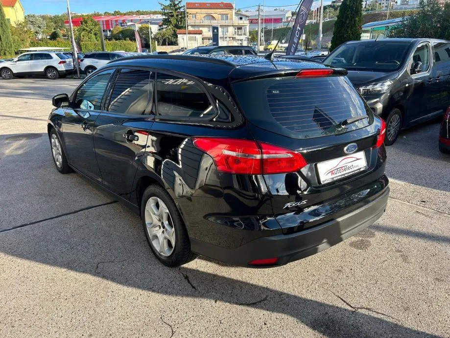 ford focus 1,5 tdci - 2015 - 140.000km - navi - servisna - reg 1 god! - slika 6