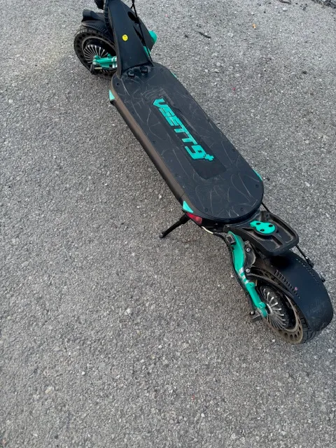 romobil vsett 9+, dvije baterije, kao nov, 900 eur - slika 6