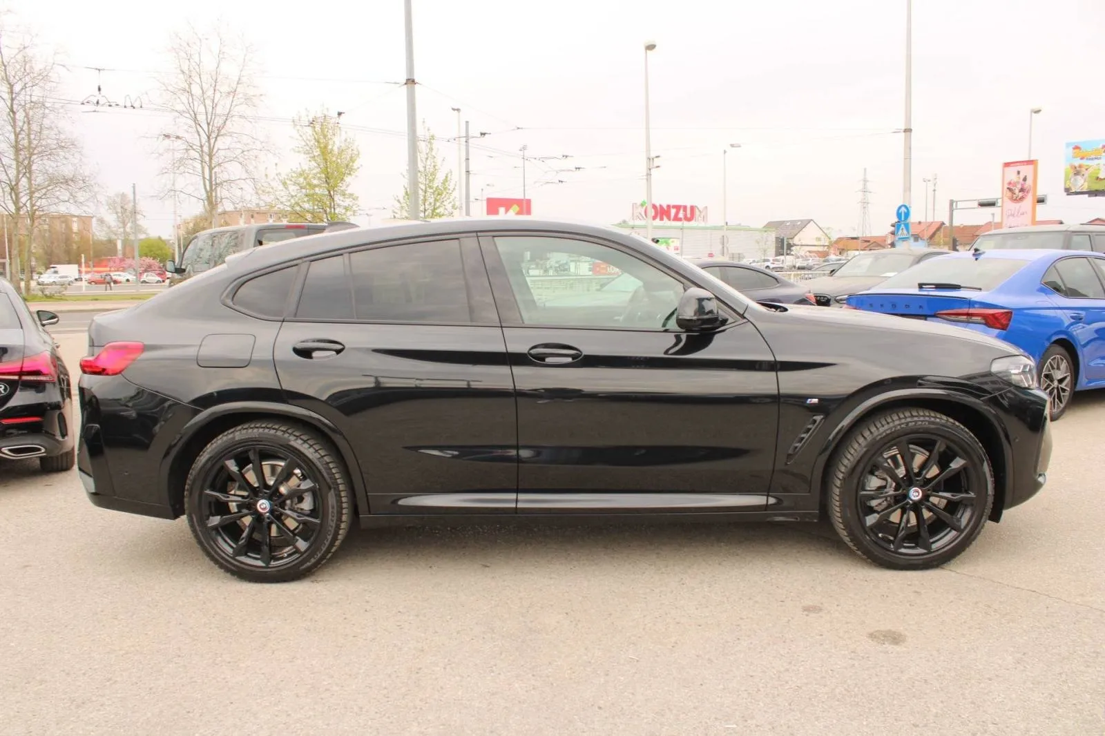 bmw x4 20d xdrive m-paket *led, navigacija, kamera* - slika 4