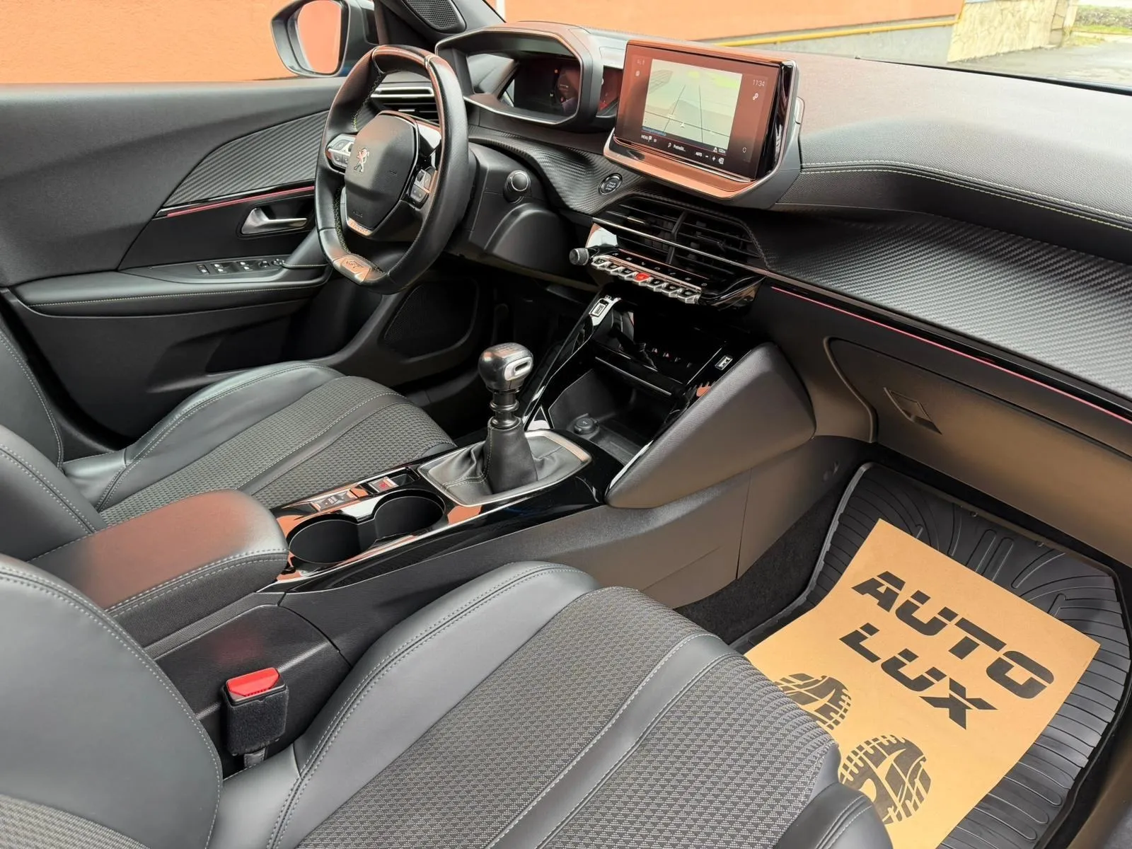peugeot 2008 1.2 puretech •2021•gt line•kamera•leasingbezučešća• - slika 13