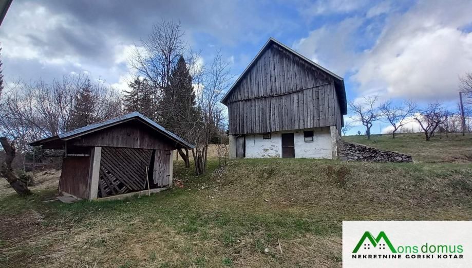 stara kuća u dobrom stanju (prodaja) - slika 12