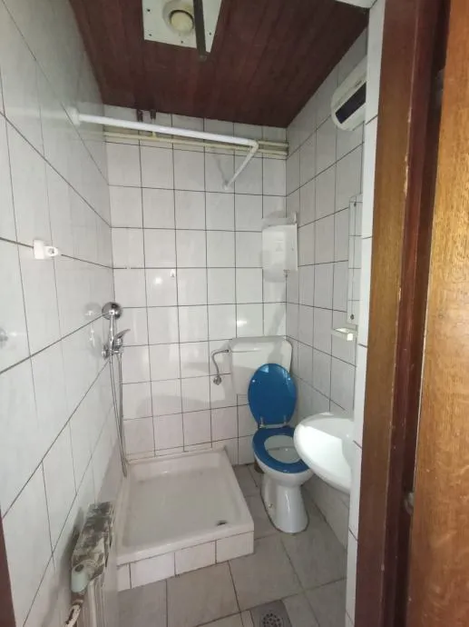 kuća: zagreb (trnovčica), 300.00 m2 = 4 etaže / stana (prodaja) - slika 17