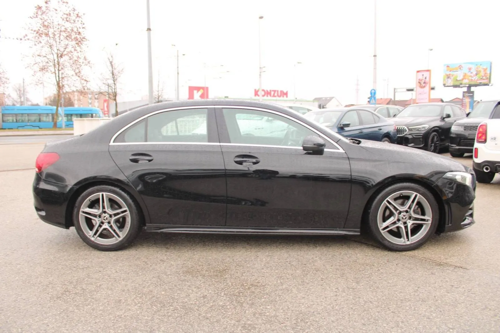 mercedes-benz klasa a limuzina a180d amg automatik *led,navigacija,ka - slika 4