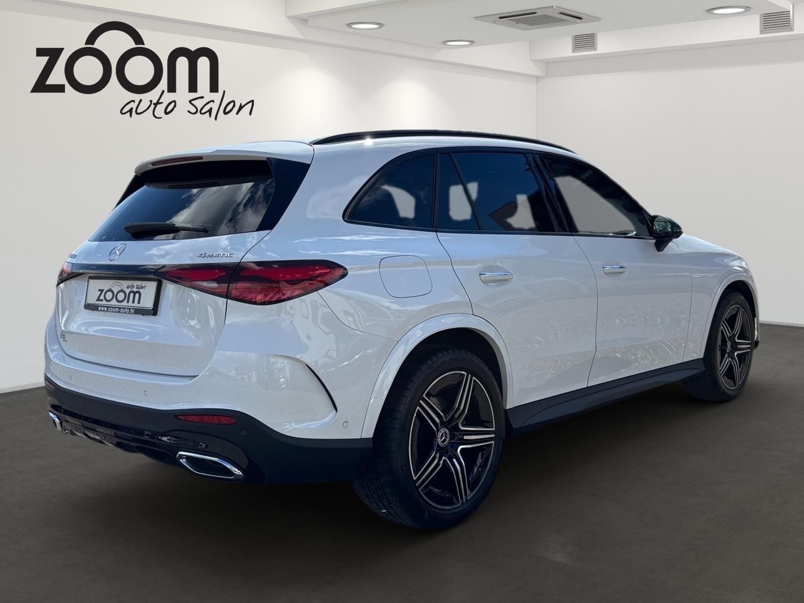 mercedes-benz glc 220 d amg 4-matic - slika 3