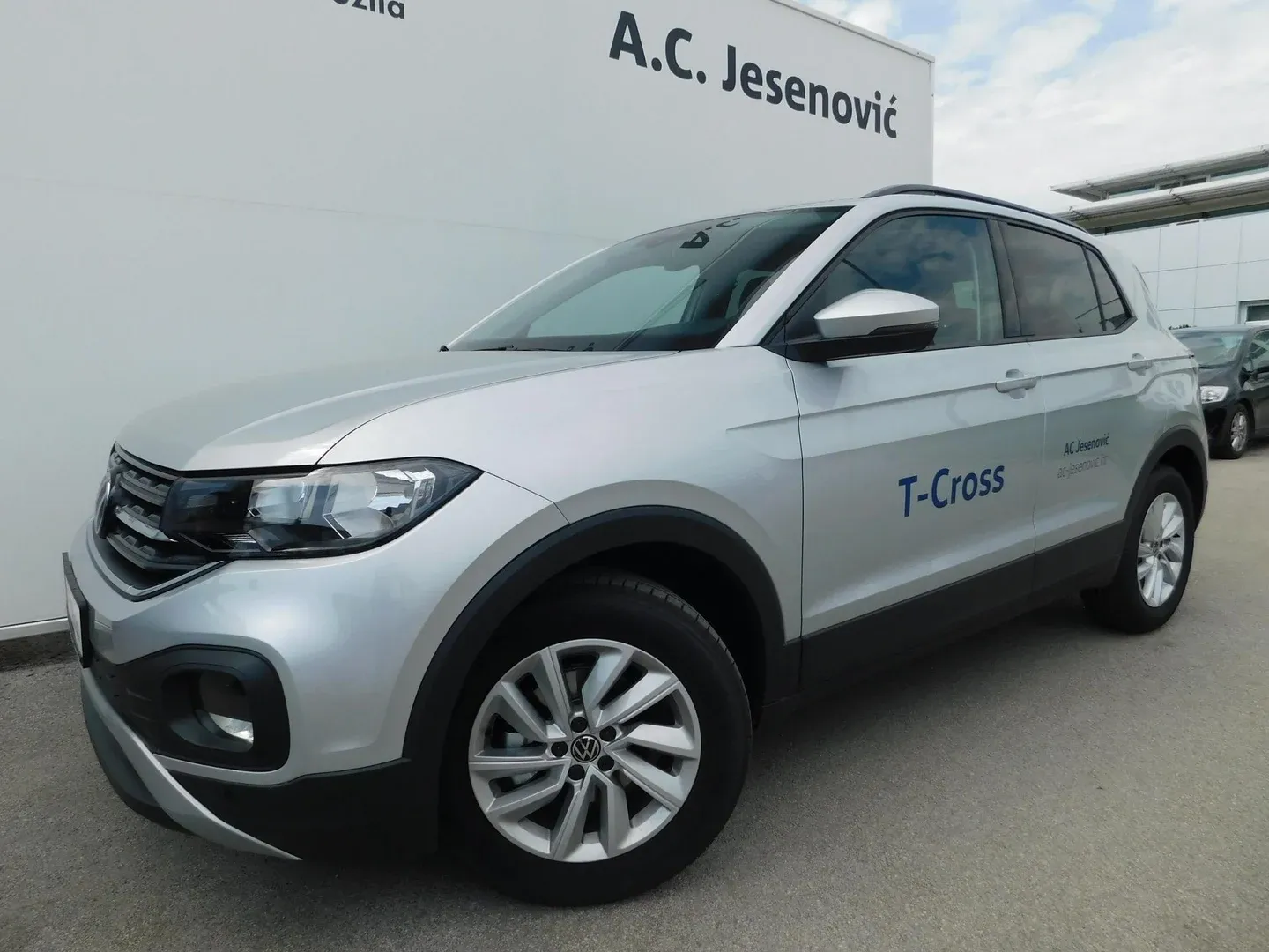 10995 volkswagen t-cross 1.0 tsi life - slika 7
