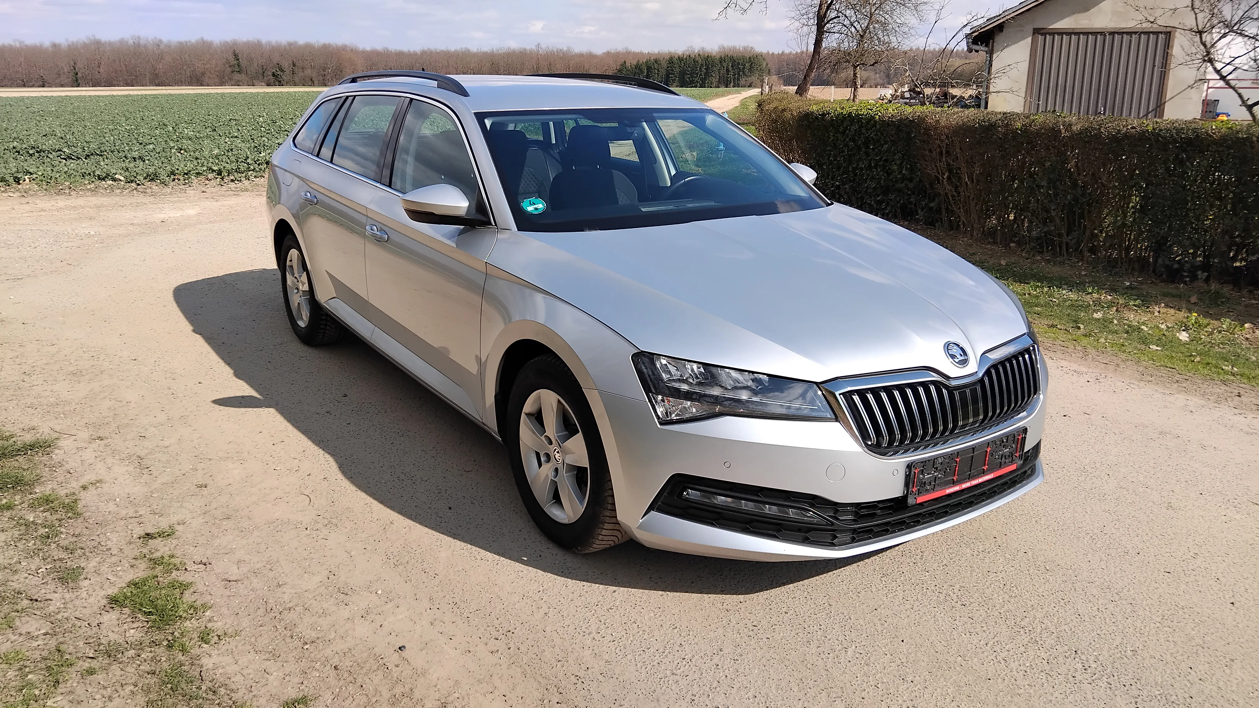 škoda superb combi 2,0tdi dsg, 2020god.140kw, 190ks - slika 3