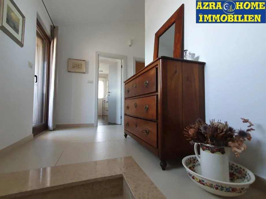 kuća: višnjan, 203.00 m2, bazen 24m2, mirna lokacija - slika 12