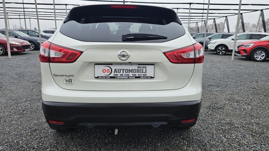 nissan qashqai1,6 dci,klima,panorama,navigacija,koža,kamera 360,alu 18 - slika 4