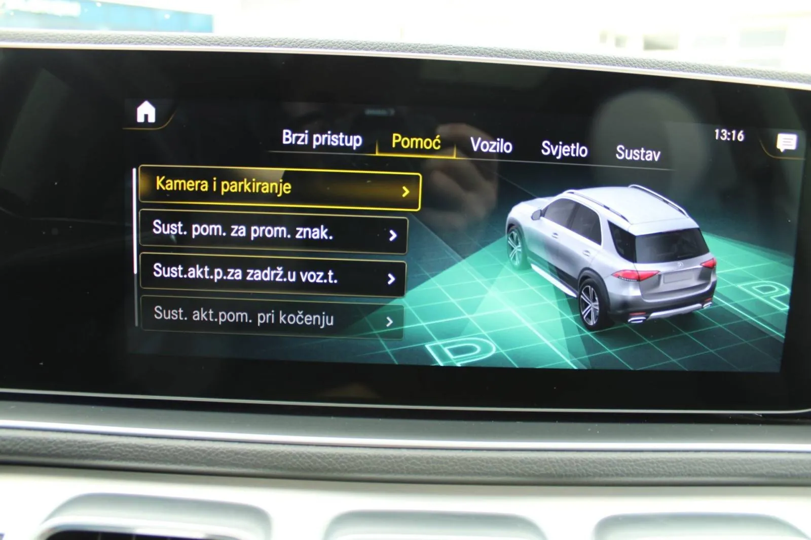 mercedes-benz gle 350de 4matic amg *panorama, led, kamera* - slika 22