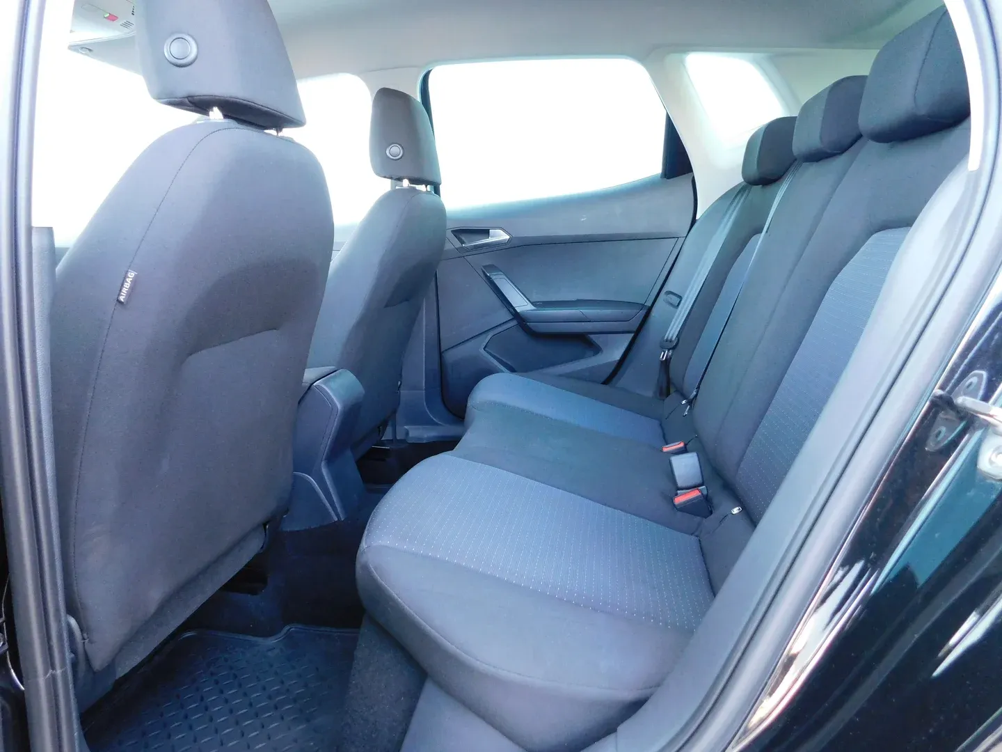 11465 seat arona 1.0 tsi style - slika 11