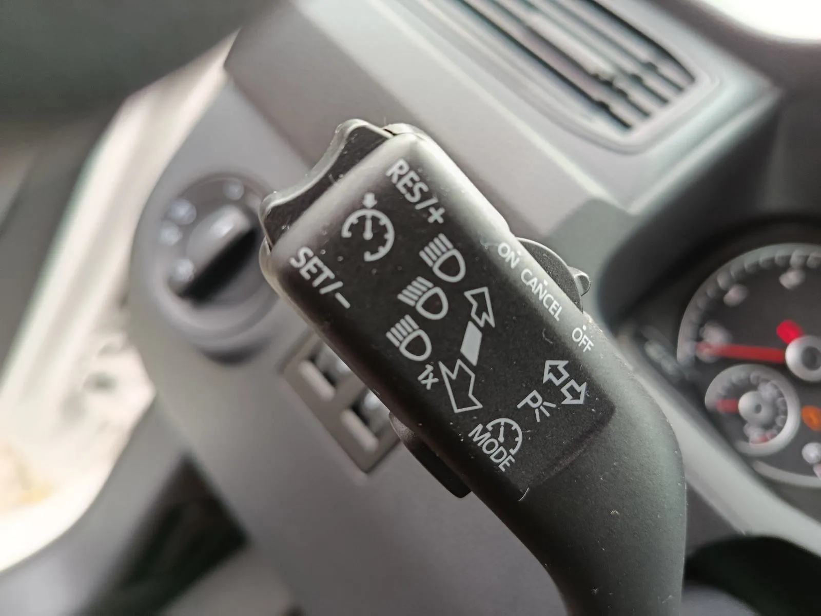 vw caddy 2.0 tdi,jamstvo do 2 god, 2019 god. - slika 10
