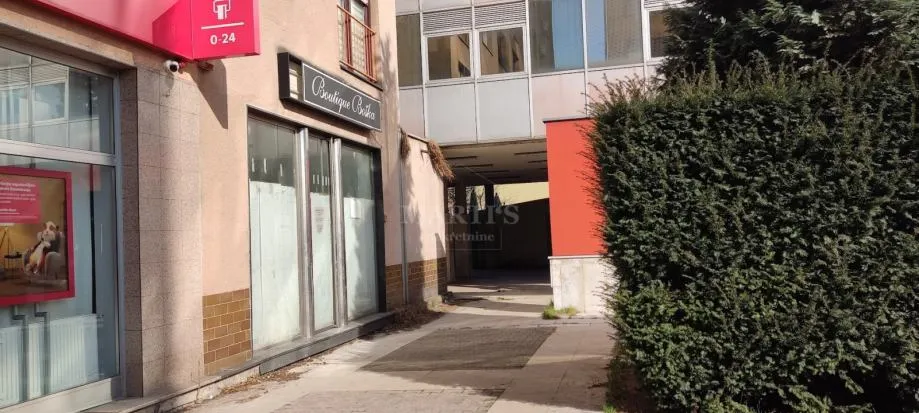 Karlovac, centar, poslovni prostor, 150 m2 (prodaja)