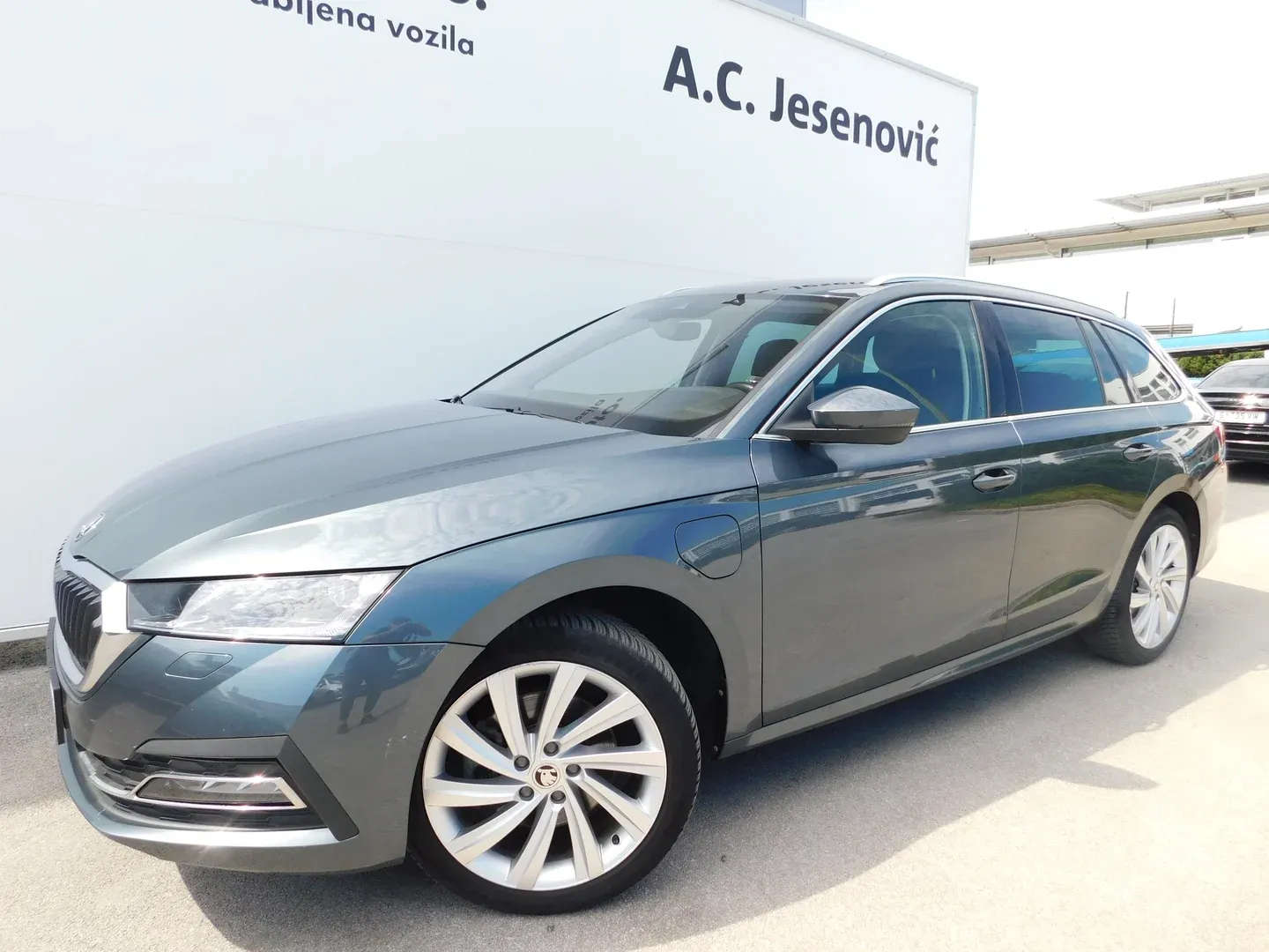 12254 škoda octavia combi style 1.4 tsi dsg phev - slika 5