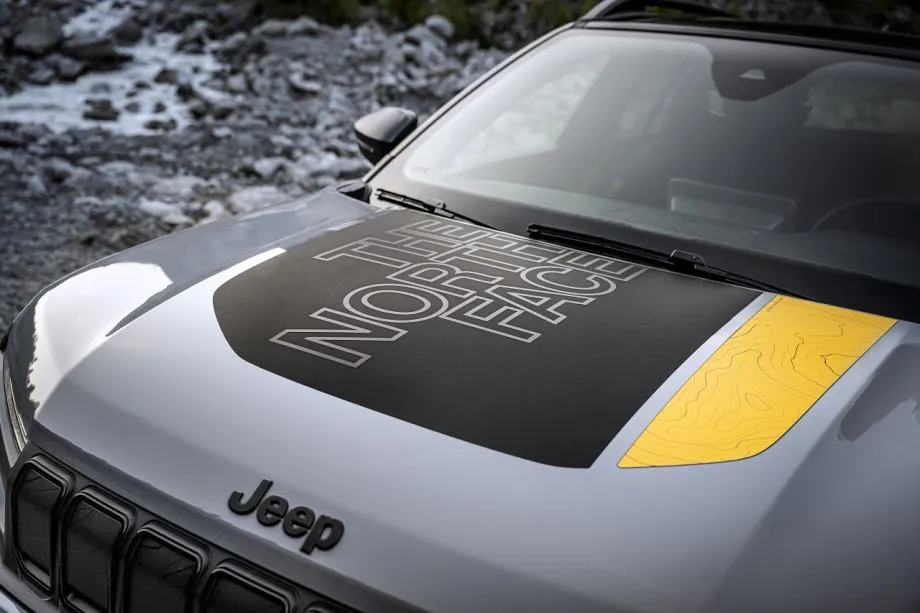 jeep avenger 4xe the north face edition automatik - slika 8
