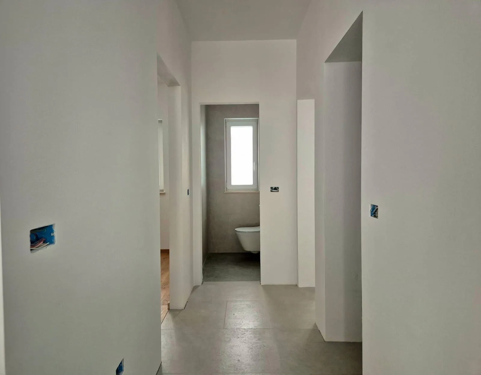 tar -stan u novogradnji na prvom katu , 2 sobe (prodaja) - slika 14
