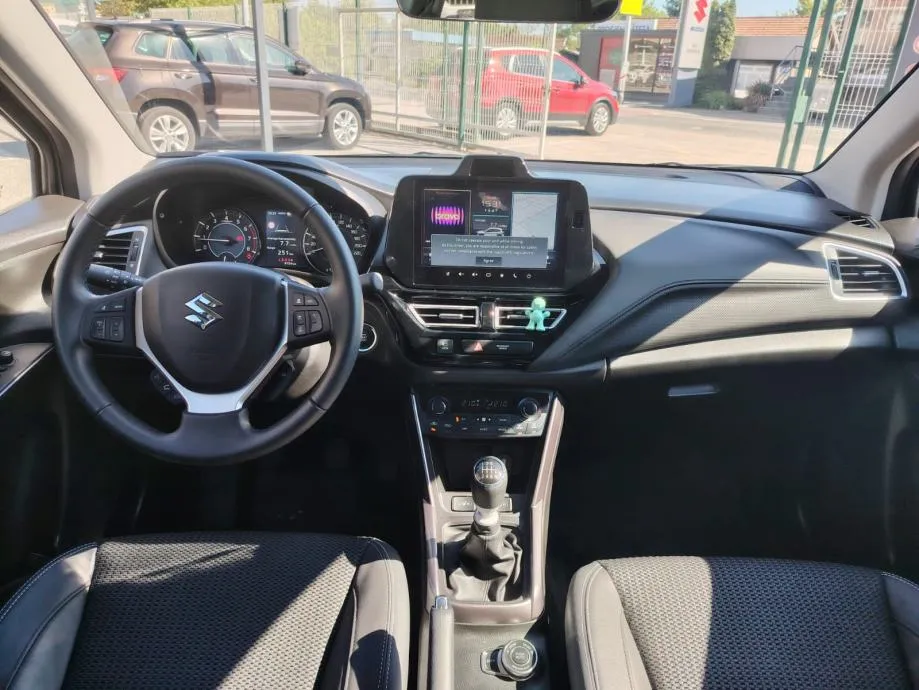 suzuki s-cross 1,4 glx hybrid 4x4 - slika 8