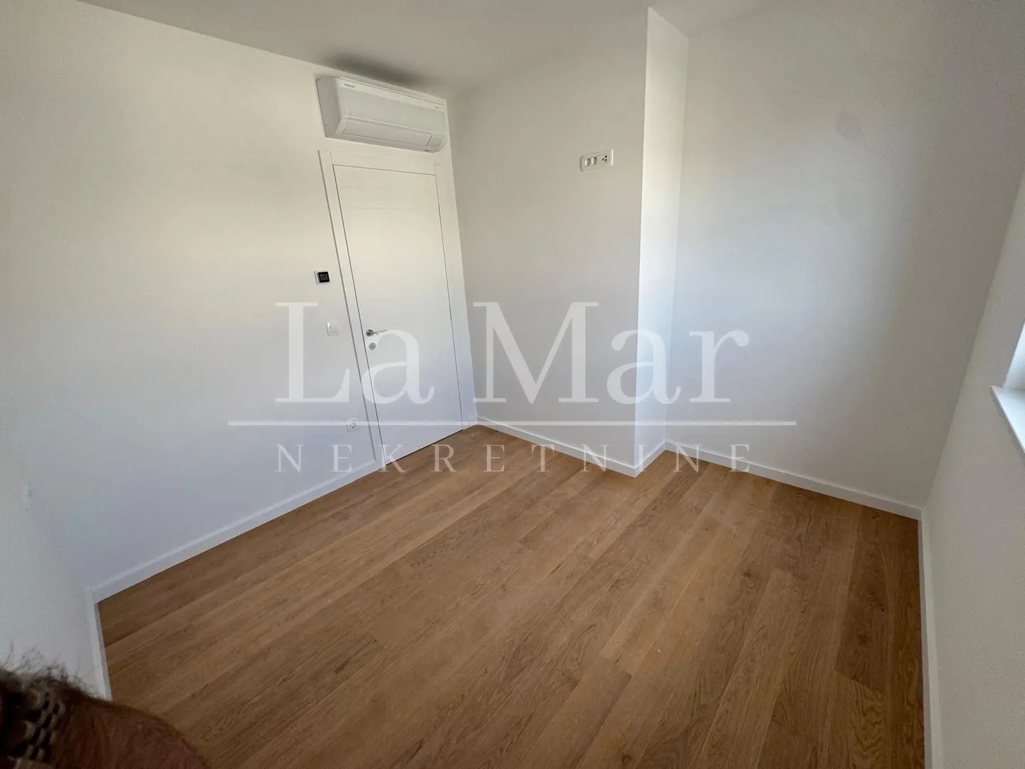 novalja- babe- i kat- ap 2- 84,32 m2- 295.000 € - slika 9