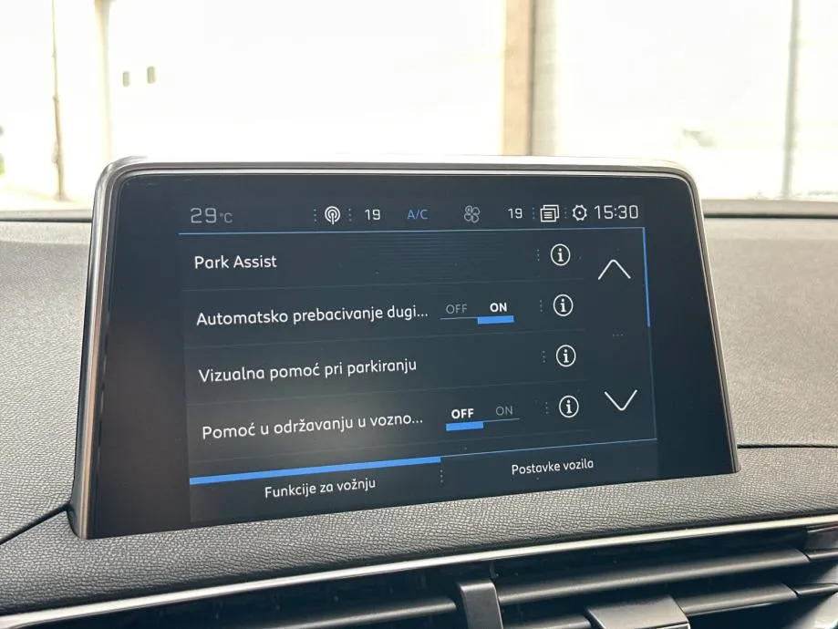 peugeot 5008 1,2 puretech *allure* 7 sjedala * jamstvo 24 mjeseca! - slika 21