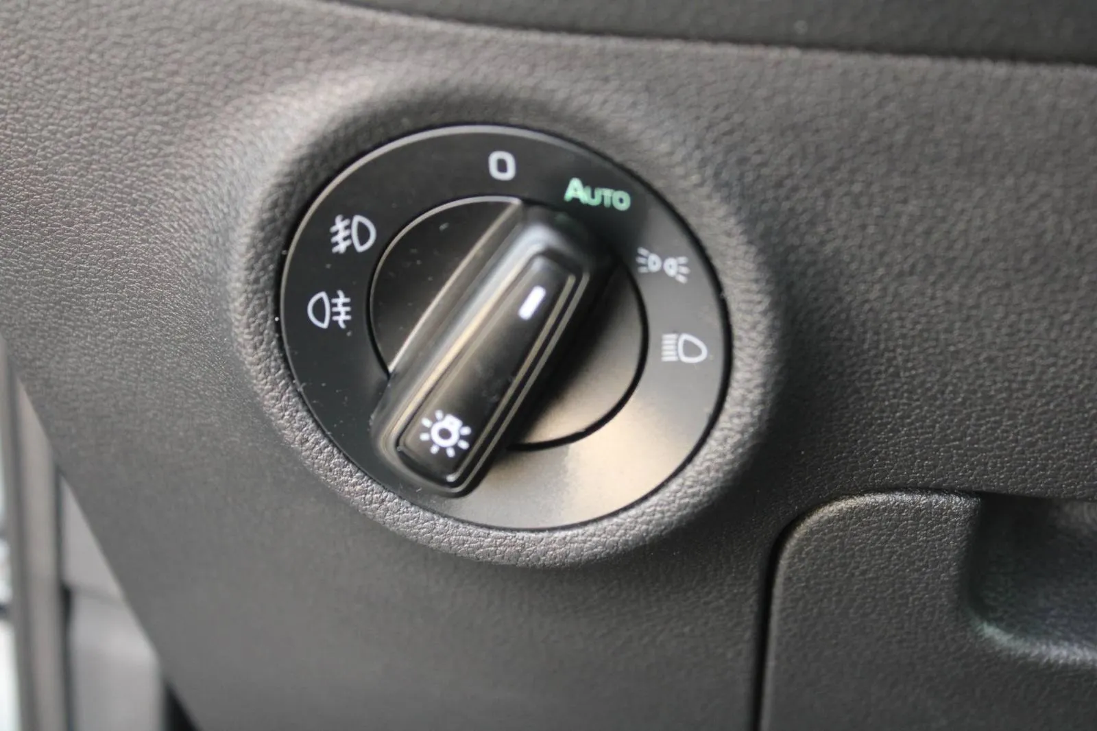 škoda kodiaq 1.5 tsi dsg *led; navigacija, kamera* - slika 15