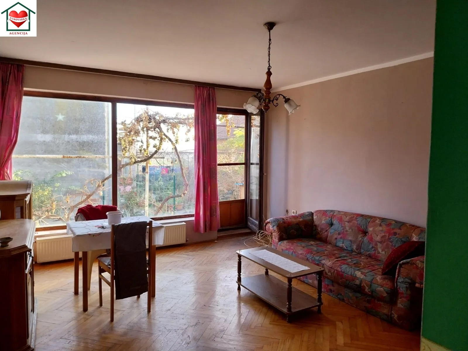 65. vukovar, sotin v. nazora 58, kuća s 2 stana 308 m2, 3 garaže 61m2 - slika 17