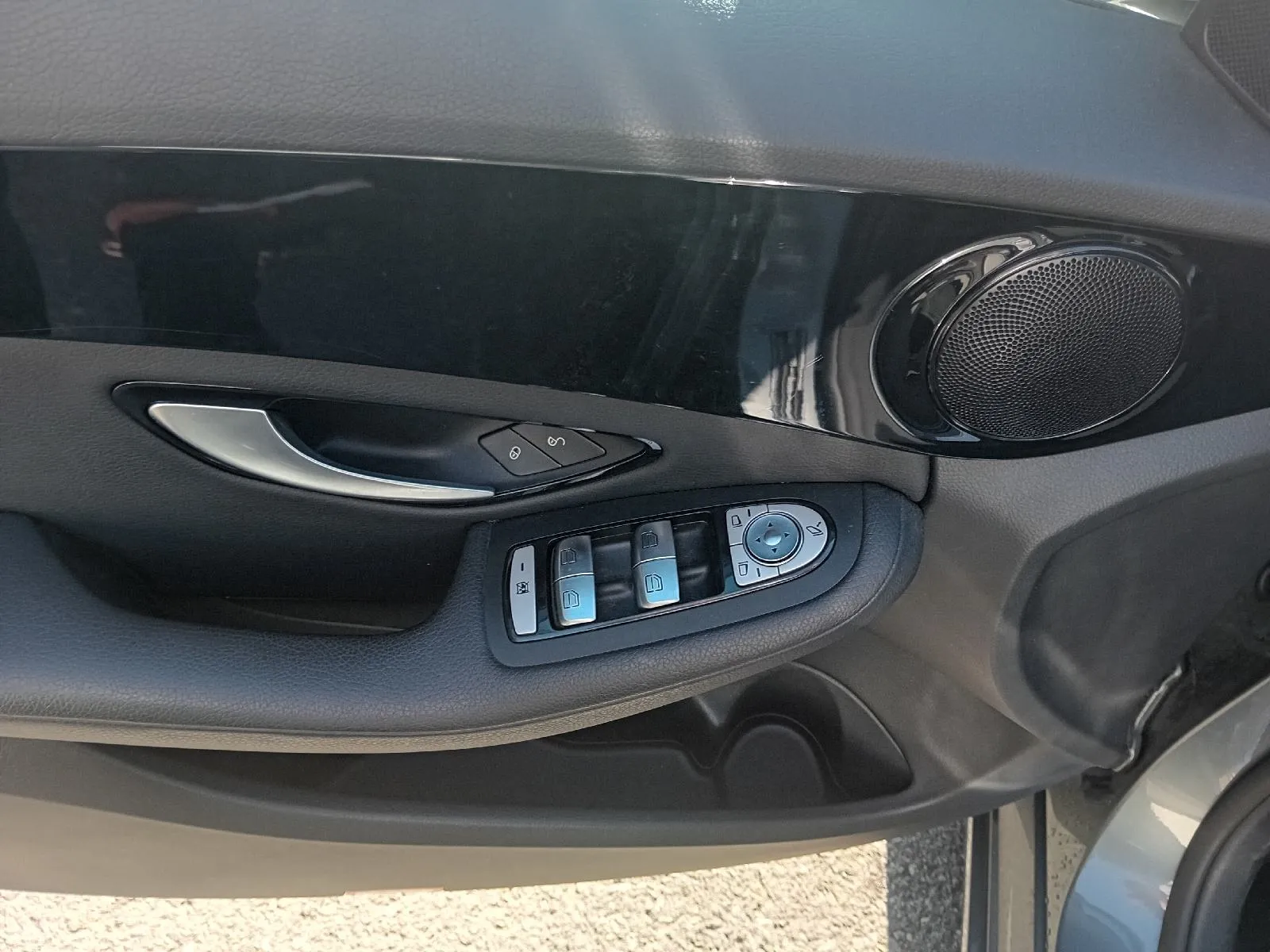 mercedes-benz c-klasa 200 d,do 2 godine jamstva,u sustavu pdv-a. - slika 10