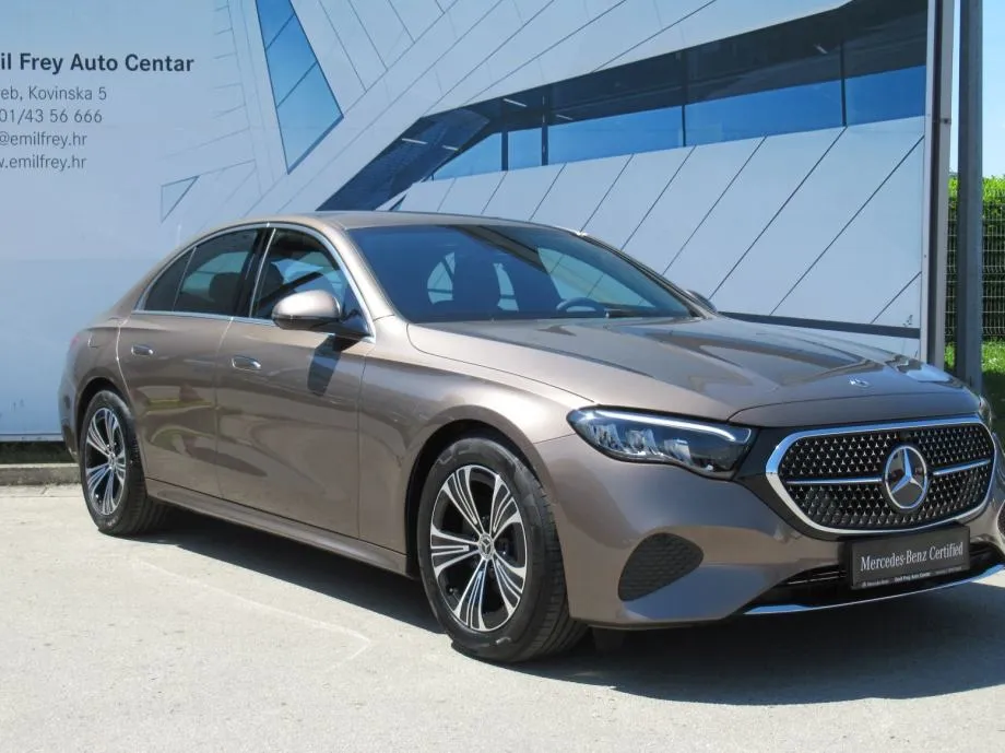 mercedes-benz e-klasa 220 d avantgarde - slika 4