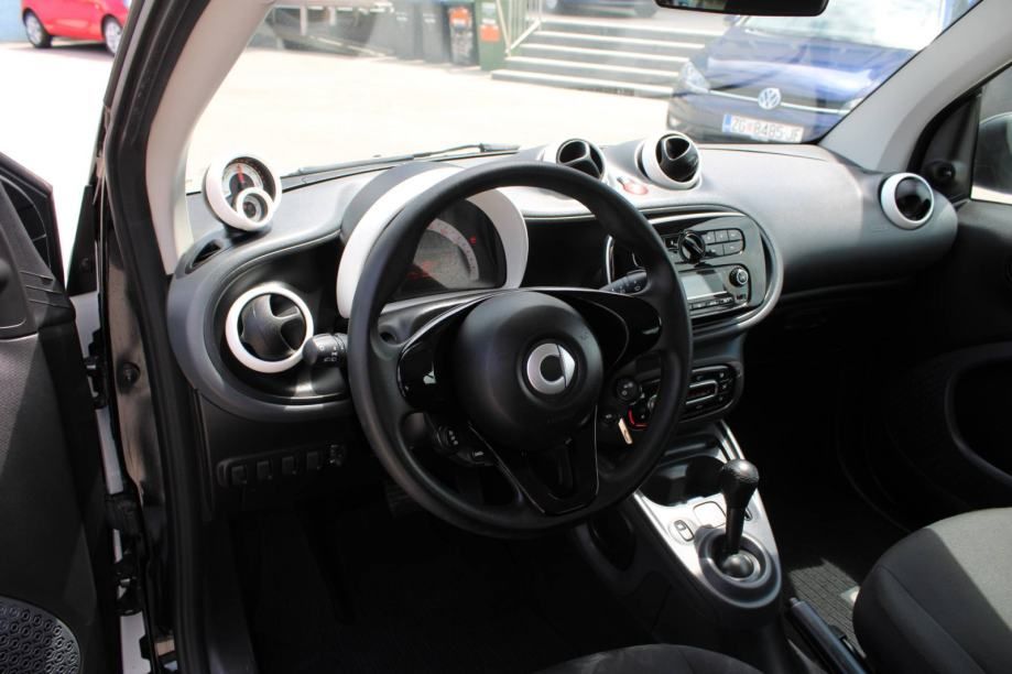 smart eq fortwo električni automatik - slika 13