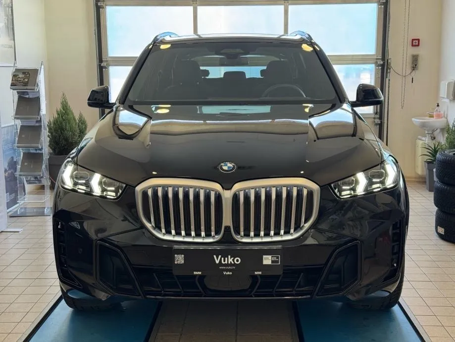 bmw x5 xdrive30d m-sport - slika 2
