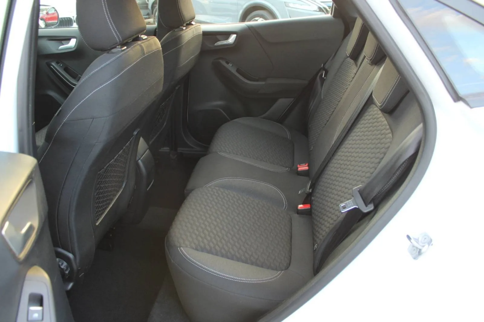 ford puma 1.0 ecoboost titanium *navigacija* - slika 10