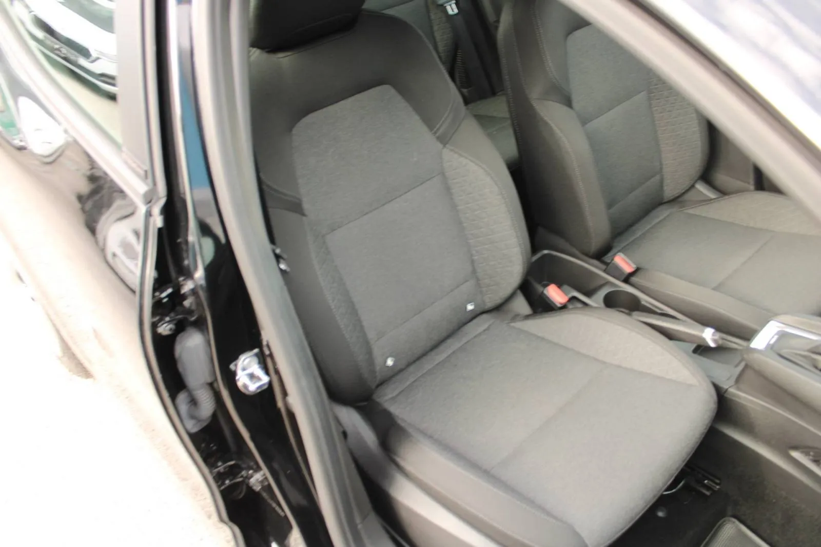 renault clio 1.6 e-tech hybrid automatik - slika 9