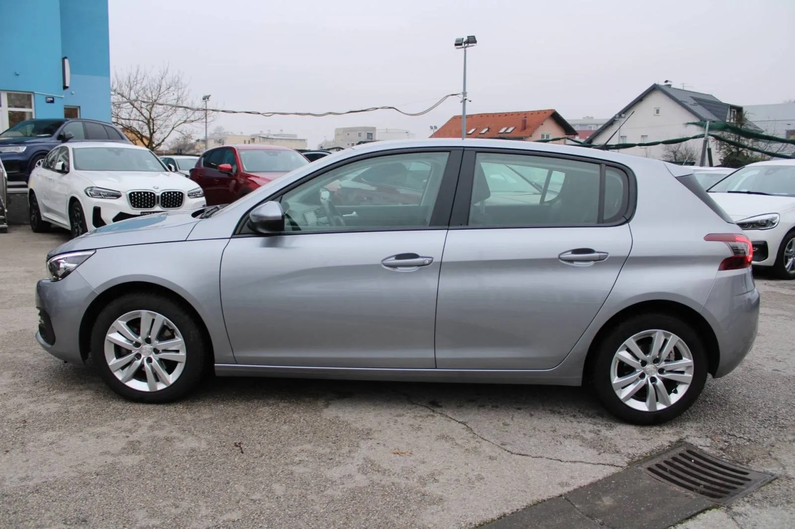 peugeot 308 1.5 hdi business - slika 8