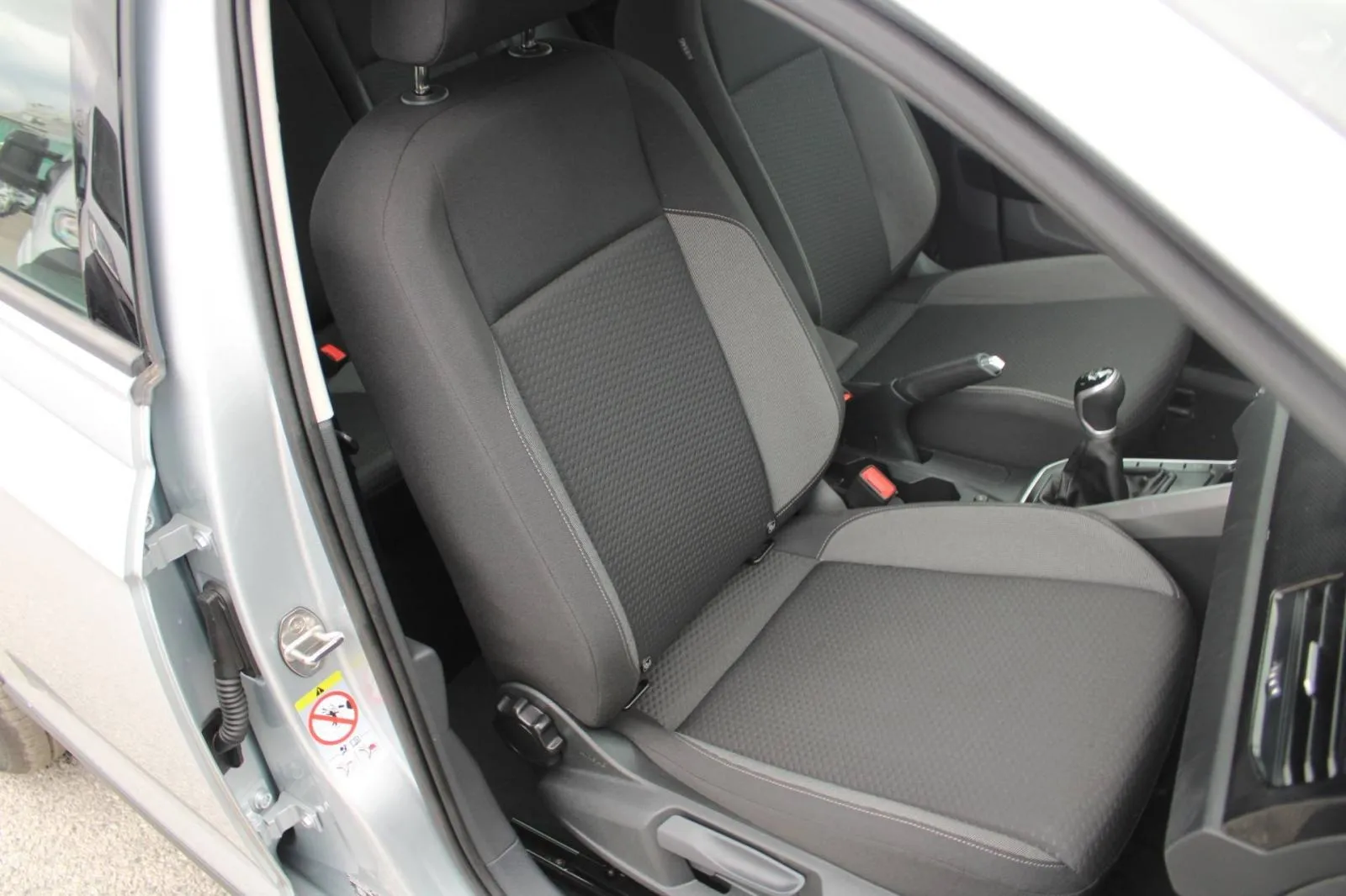 vw taigo 1.0 tsi - slika 11