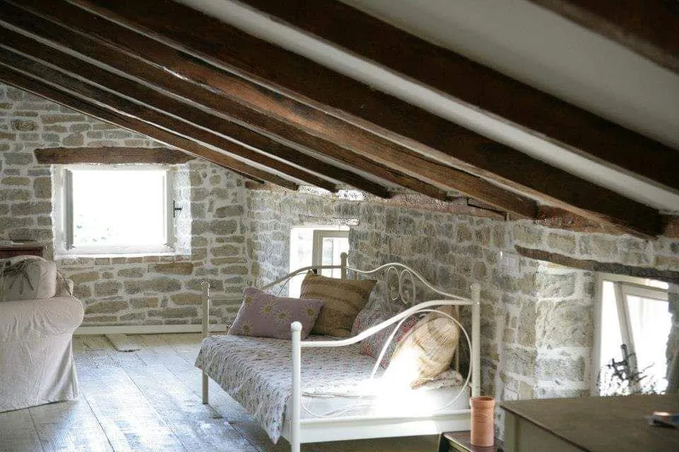 motovun okolica-predivna kamena vila sa bazenom na prodaji (prodaja) - slika 11