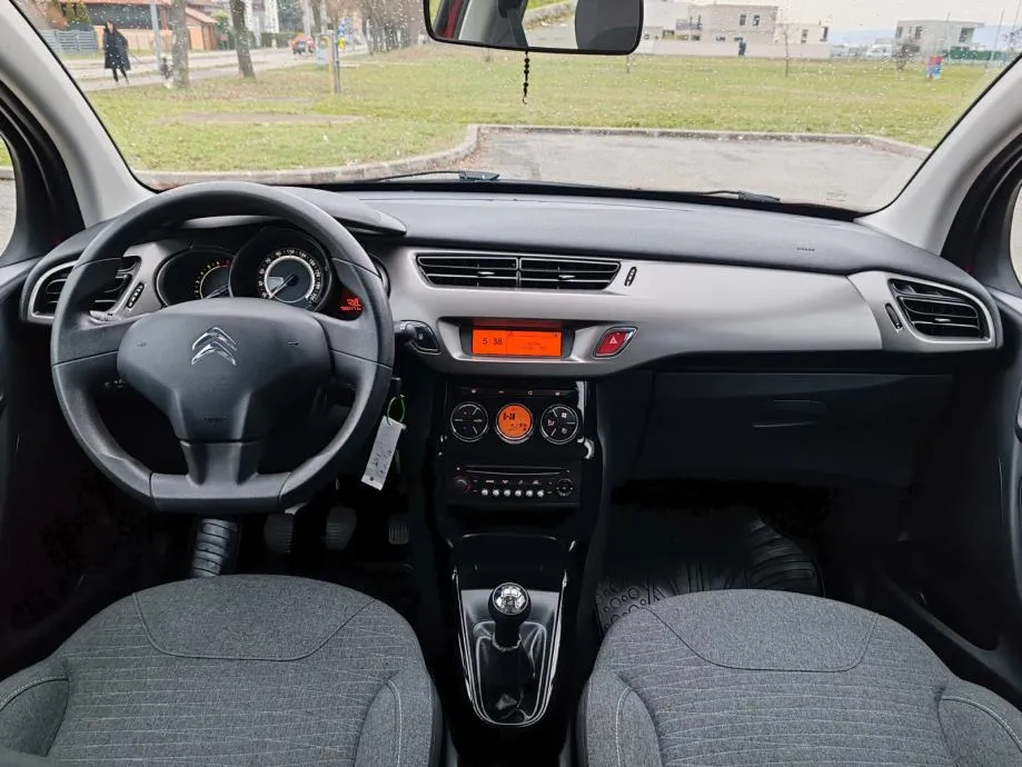 citroën c3 1,2 . 2016 god 80000 km, kartice do 36 rata - slika 12