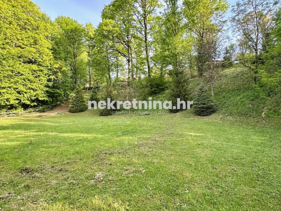 prodaja- kuća za odmor 23m2 - zemljište 2573m2 - mala jazbina - slika 6