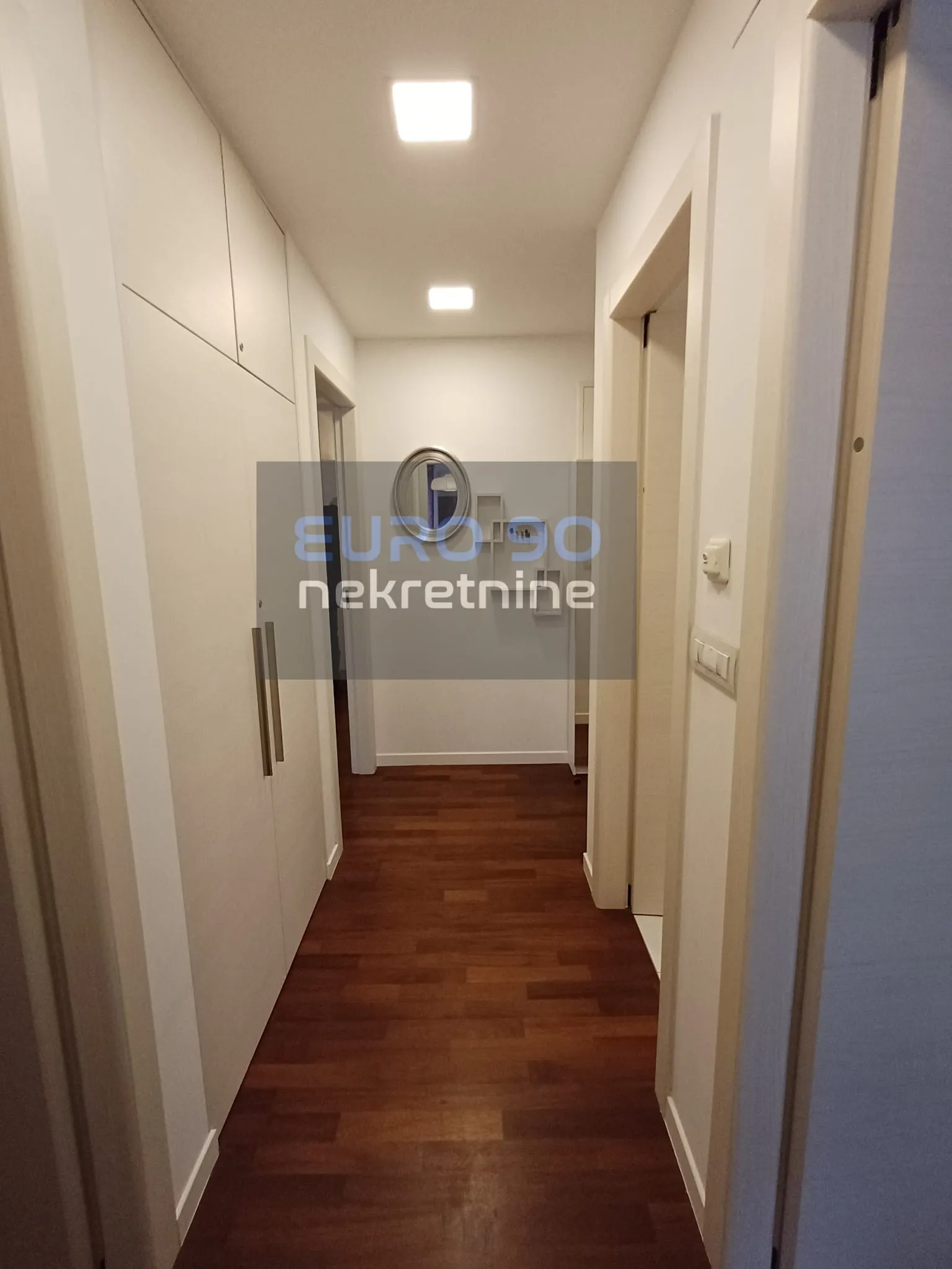 zadar-mocire/borik- namješten trosoban stan, dva parkirna mjesta !!! - slika 6