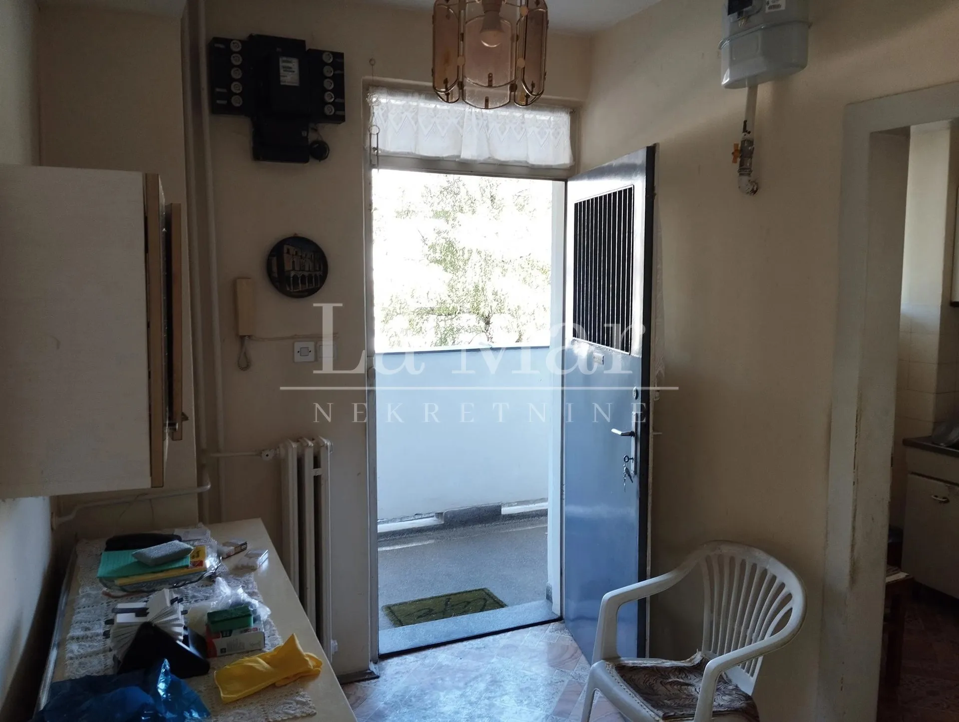 kruge-stan za adaptaciju, 44m2 - slika 5
