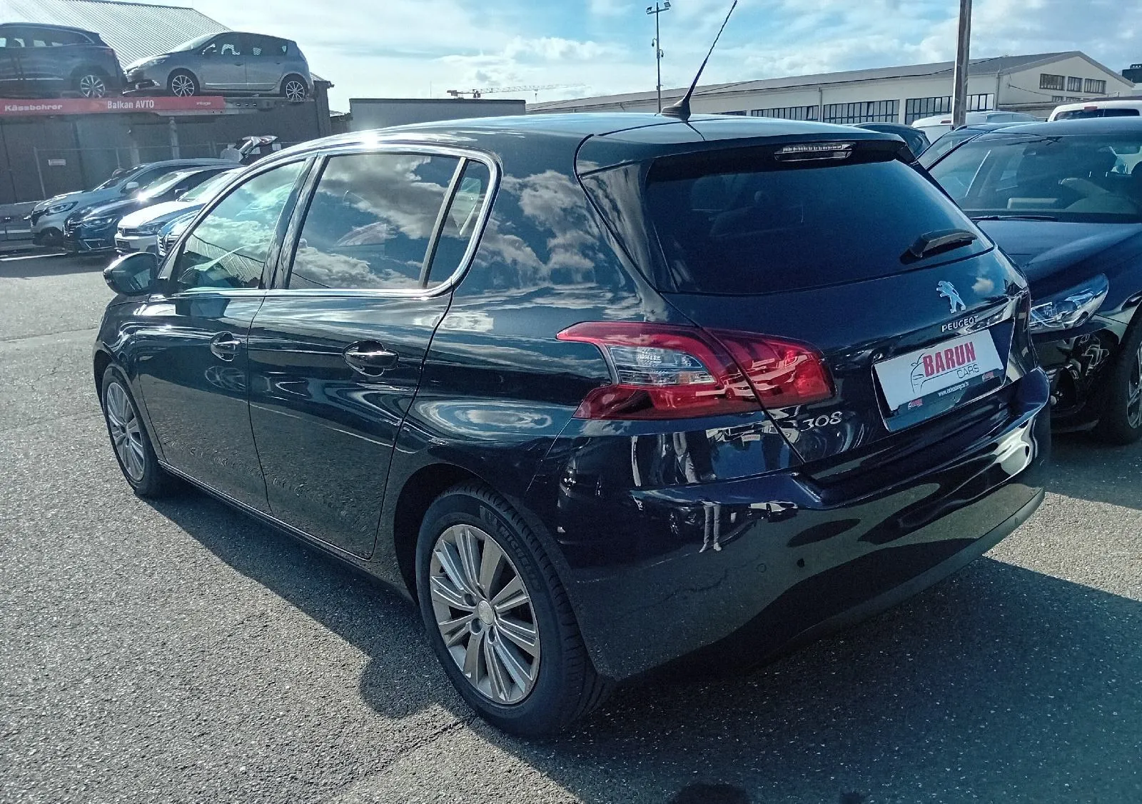 peugeot 308 1,5 bluehdi ,do 2 godine jamstva,u sustavu pdv-a. - slika 3