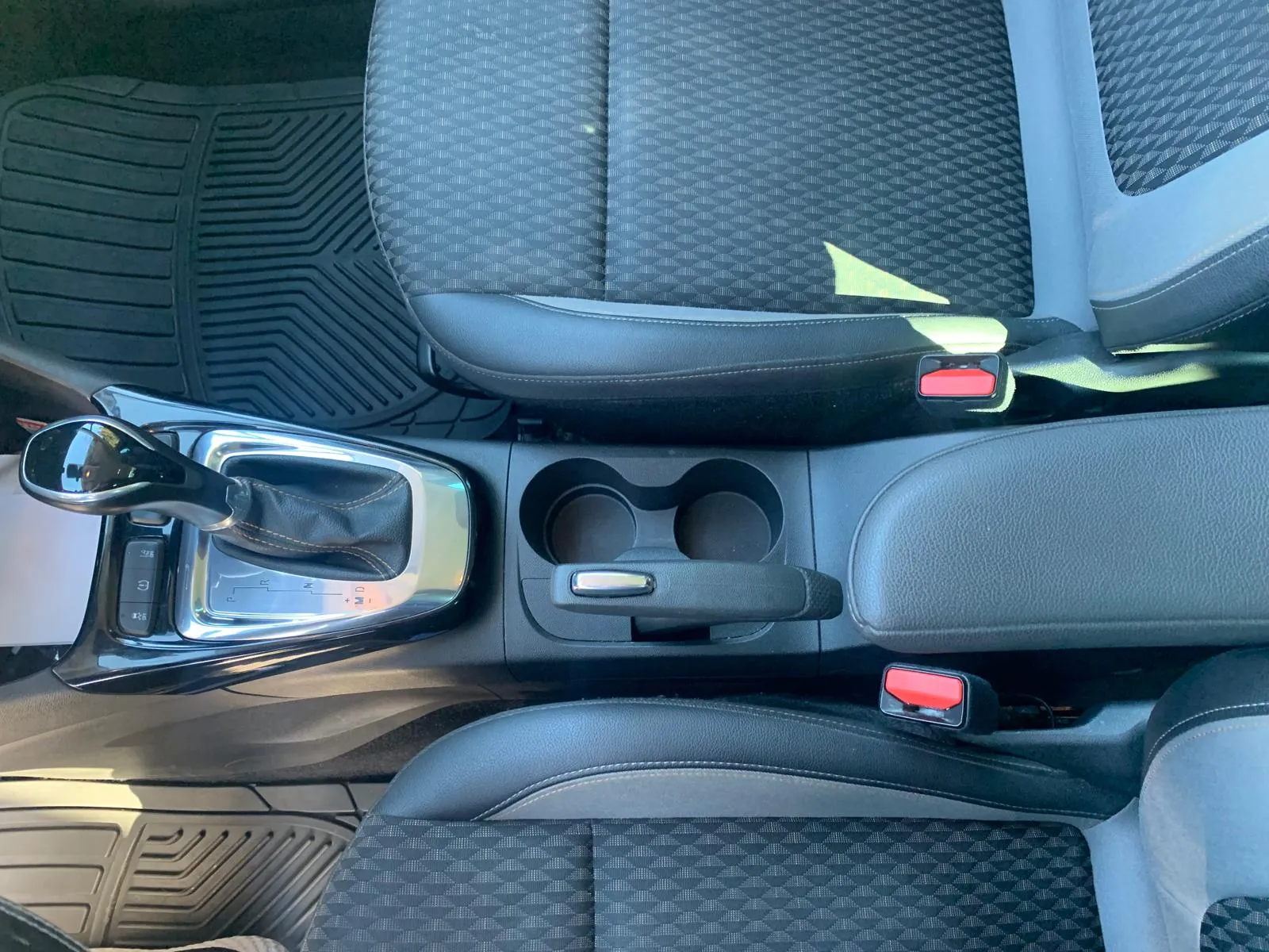 opel crossland x 1,2 turbo, automatik, hr auto, u pdv-u, 1.vlasnik - slika 15