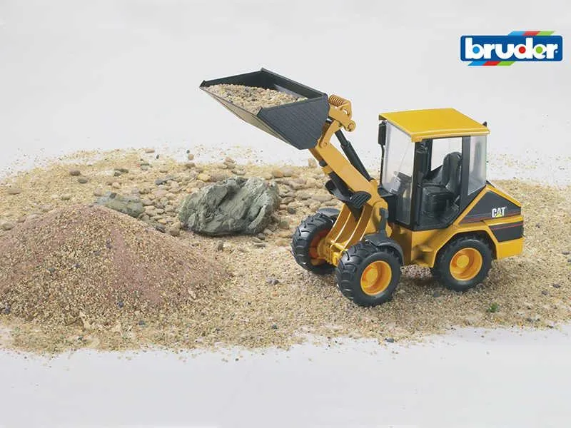 bruder bager cat loader sa kotačima - slika 2