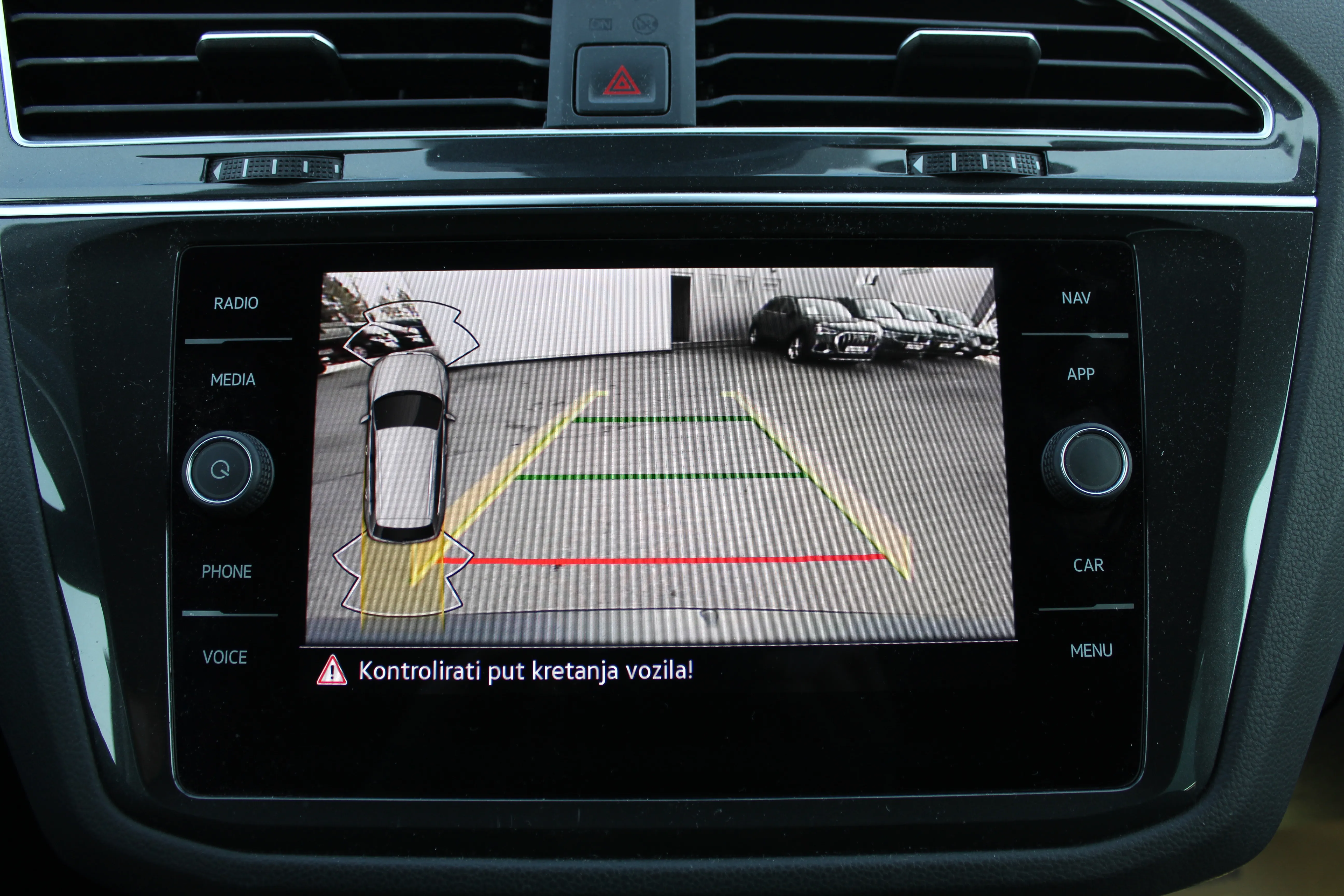 13110 volkswagen tiguan 2.0 tdi dsg life - slika 15