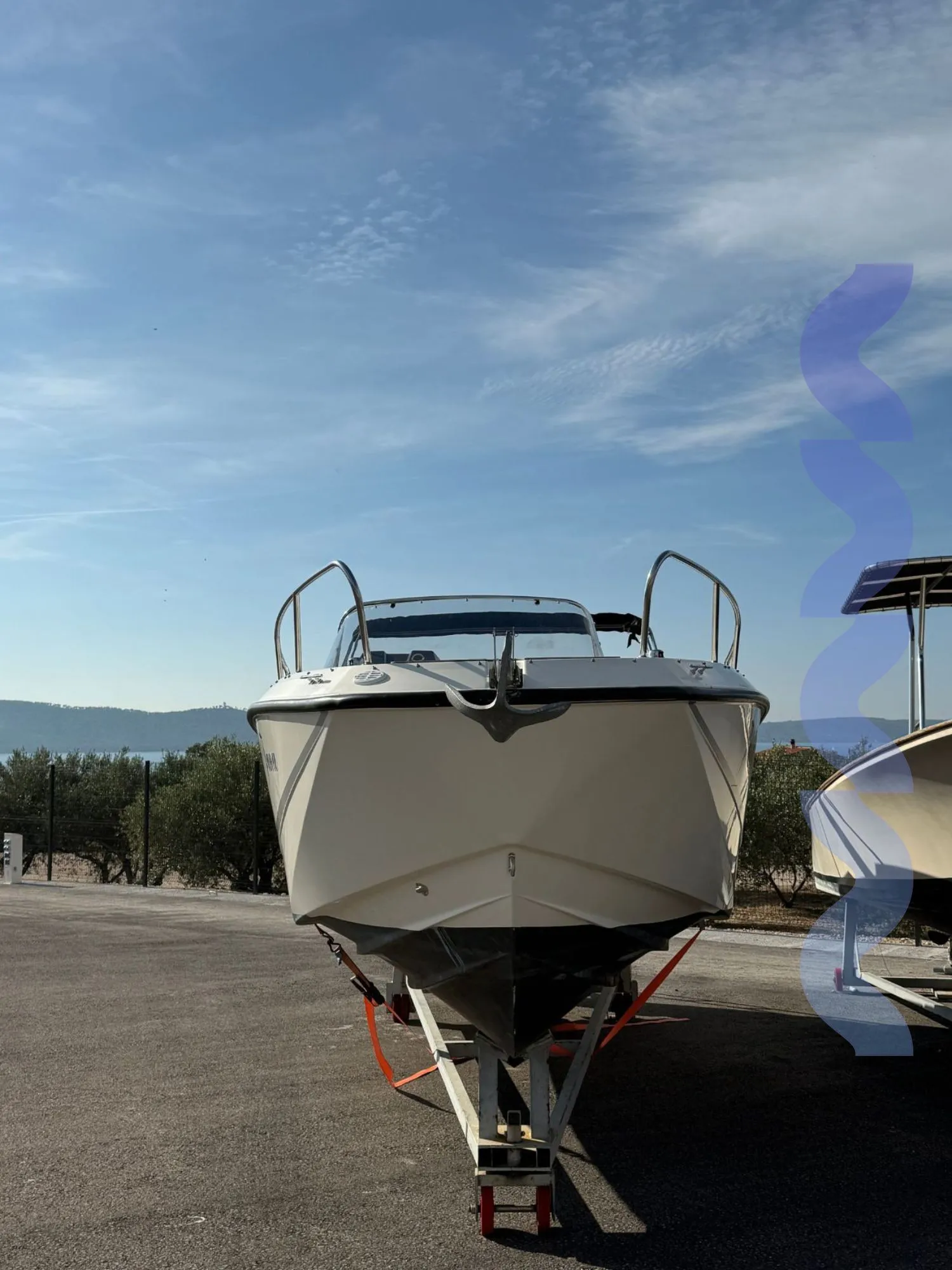 quicksilver activ 755 sundeck - u odličnom stanju, pažljivo održavan - slika 3