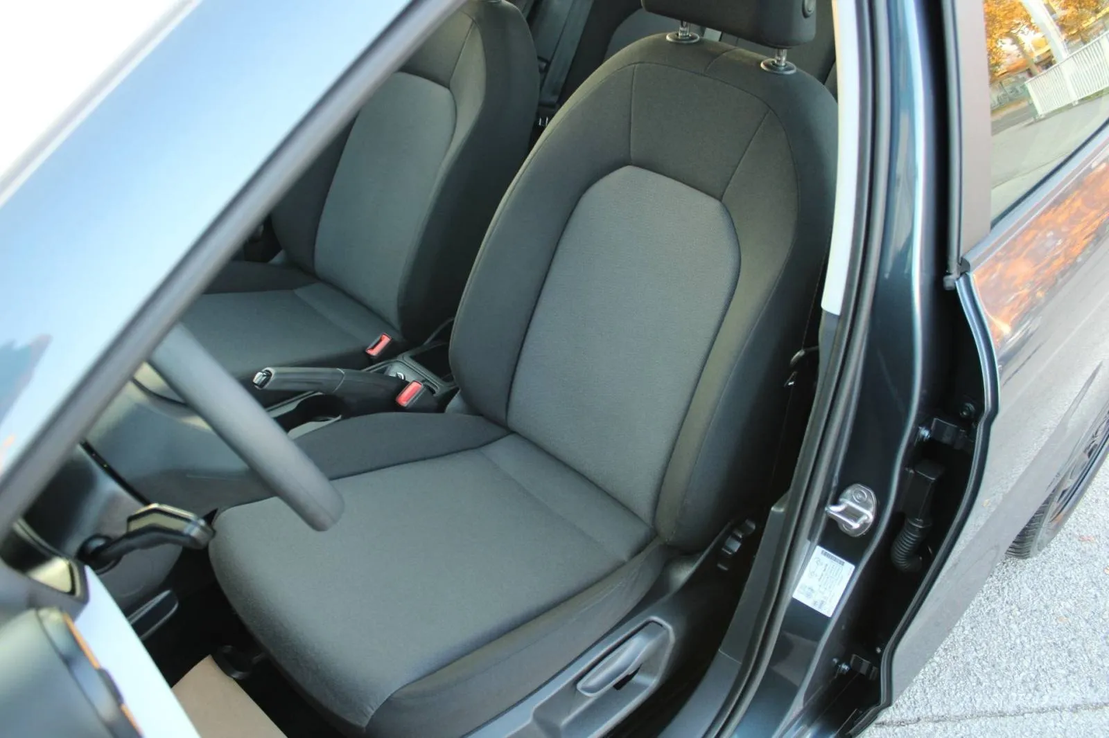 seat arona 1.0 tsi - slika 9