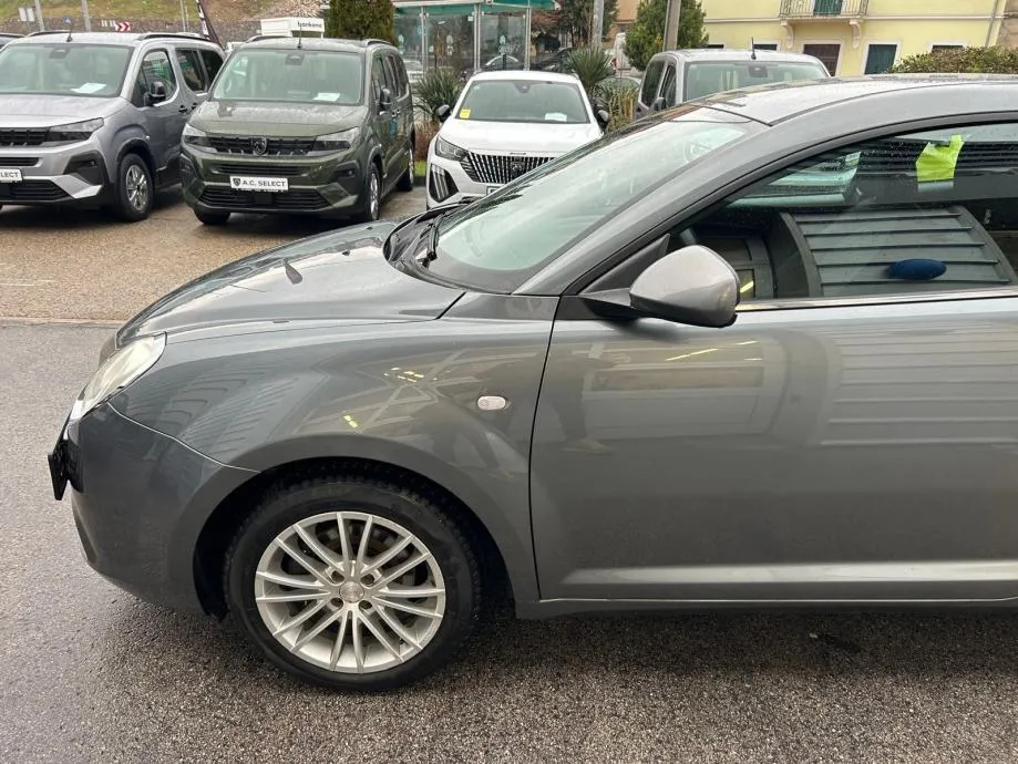 alfa romeo mito 1,6 jtdm - 100.000km - servis - garancija - reg 1 god! - slika 6