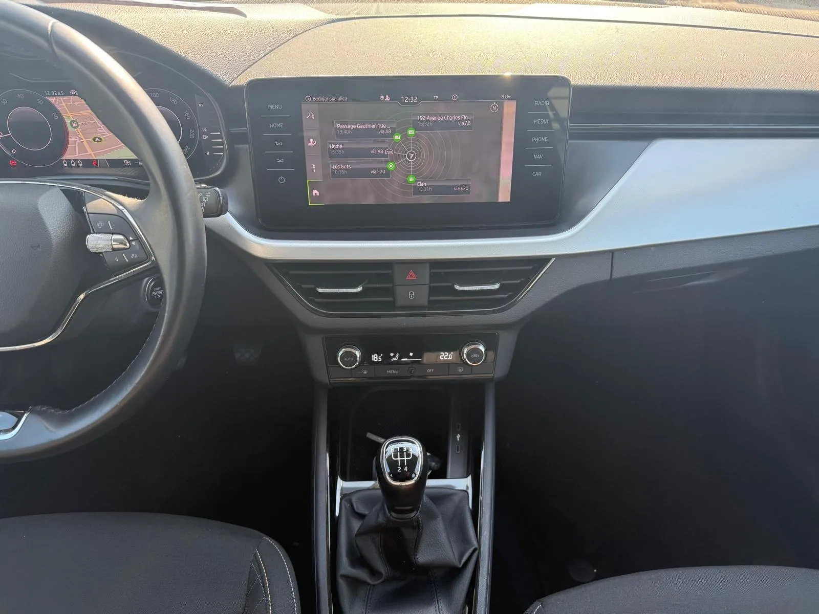 škoda kamiq 1,0 tsi, pdc, navi, tempomat, 4x garancija!!! - slika 8