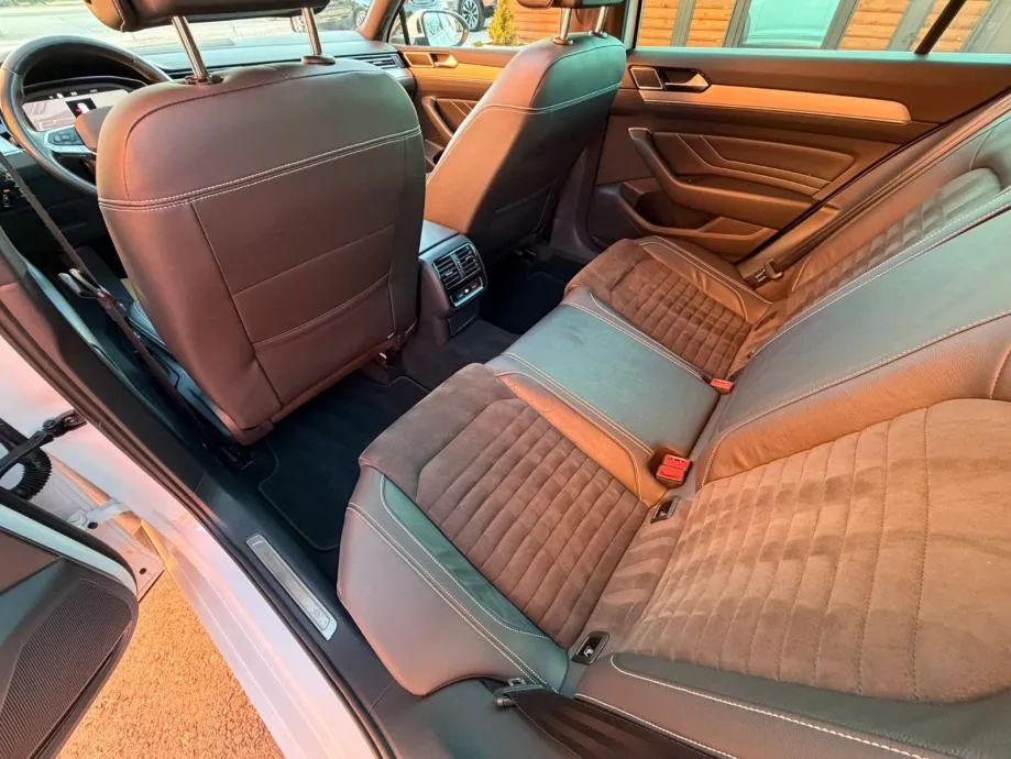 vw passat variant 2,0 tdi automat •2022•r line•pano•kam•iqlight•leasin - slika 20
