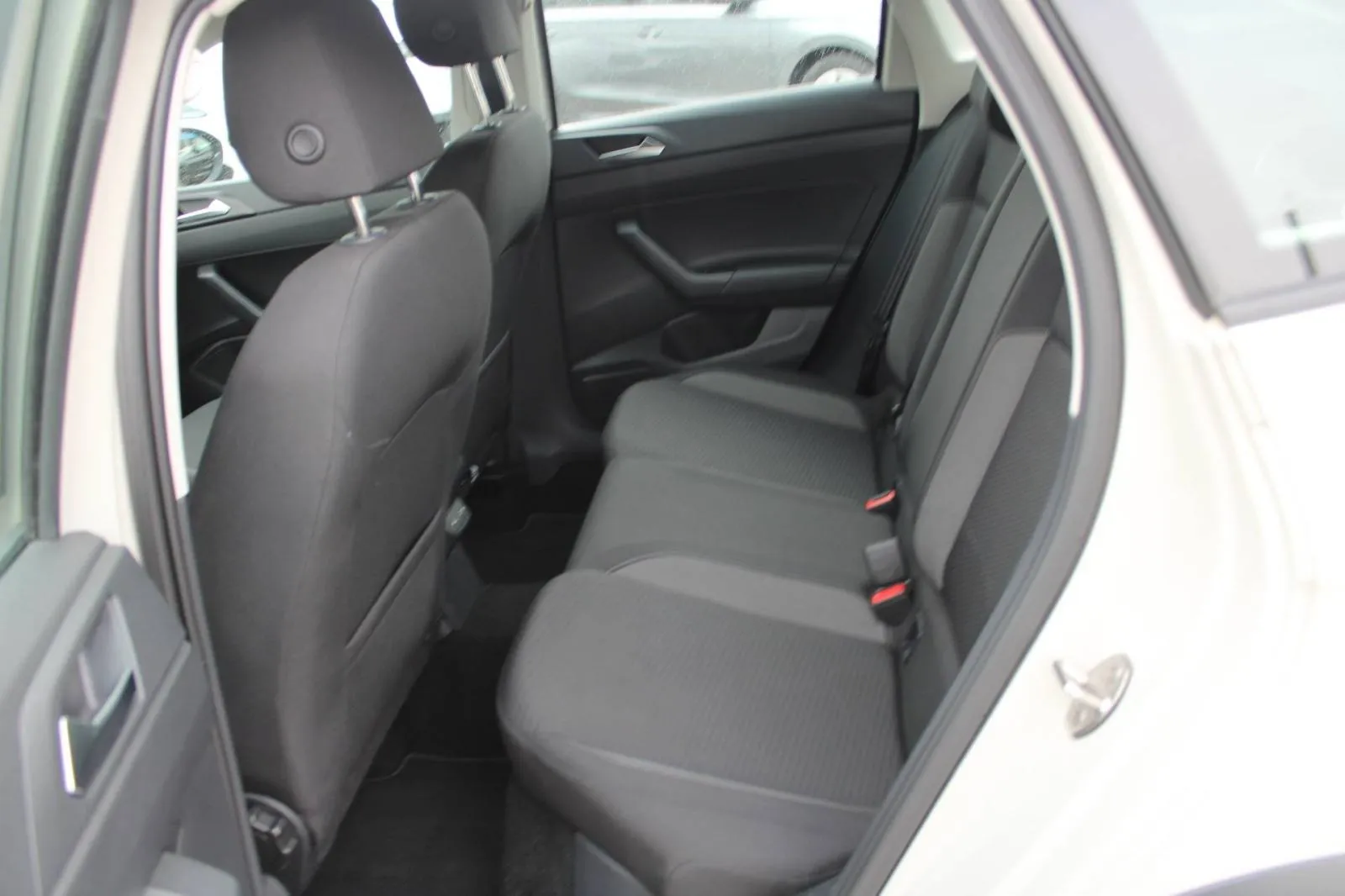 vw taigo 1.0 tsi dsg - slika 19