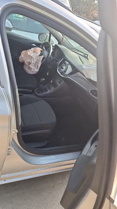 opel astra karavan 1.6 cdti #dijelovi - slika 5